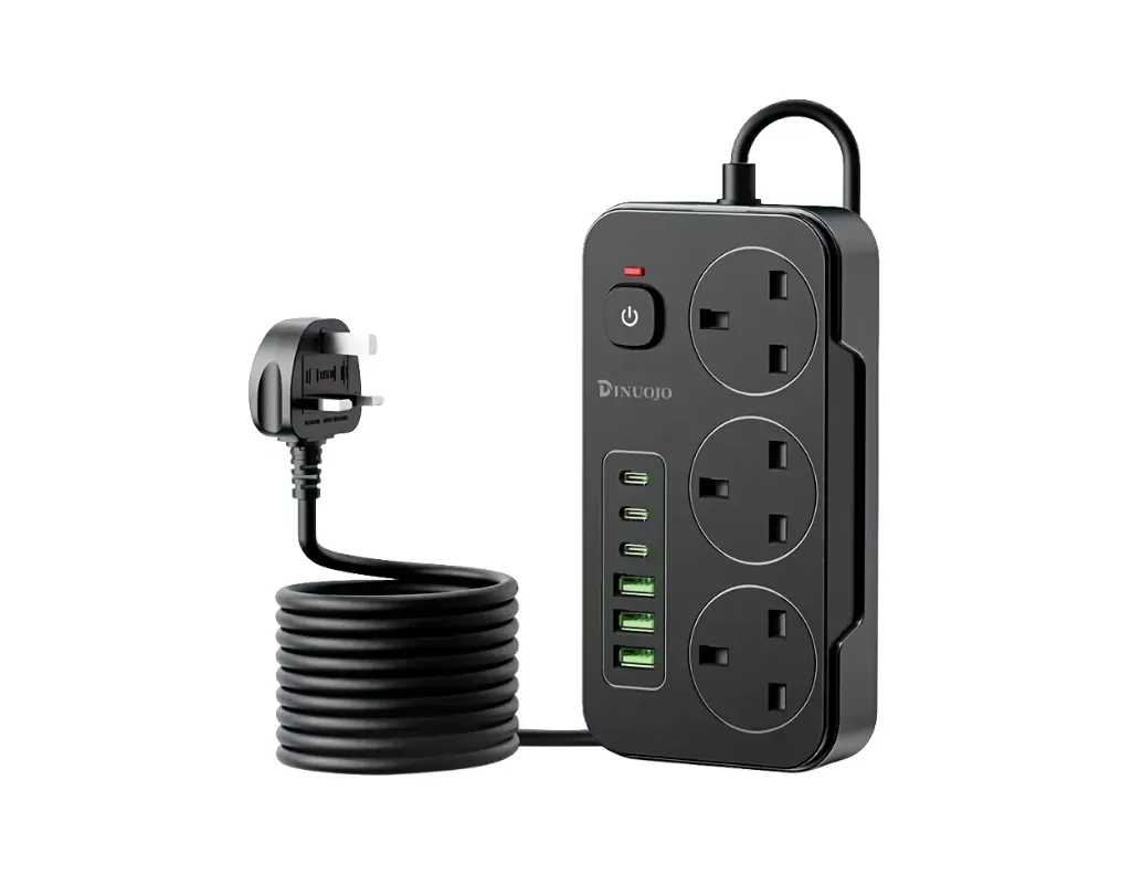 GT3PEXTMC/B - 3-way power extension with 6 USB ports for convenient multi-device charging and power